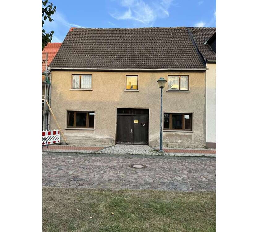 Haus zum Kaufen in Wörlitz 88.000 € 174 m²