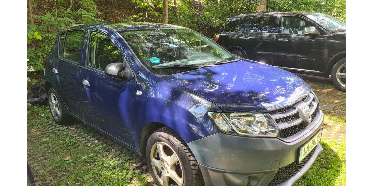 Dacia Sandero 120.988 km 2.500 &euro; Landshut 84034