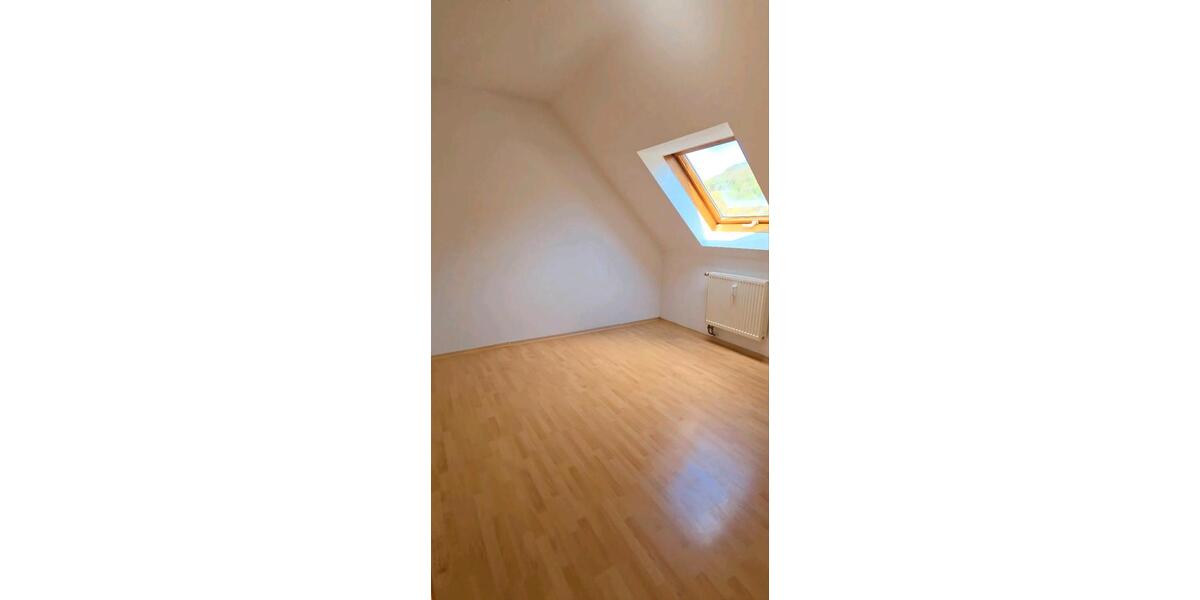 Maisonettenwohnung Lichtenstein - 5 Zimmer, 100 m&sup2;, 1.150&euro; | Angebot:26414184