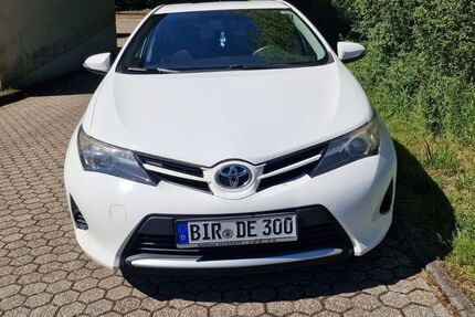 Toyota Auris 189.000 km 5.500 &euro; Idar-Oberstein 55743