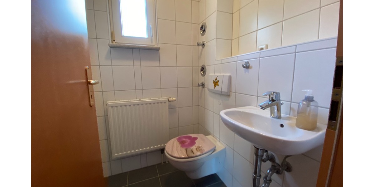 Mehrfamilienhaus mit 3 Wohnungen + 1 Gewerbe oder 1 Wohnung im EG - Mehrfamilienhaus, Wohnhaus Frankenberg | Angebot:26975157
