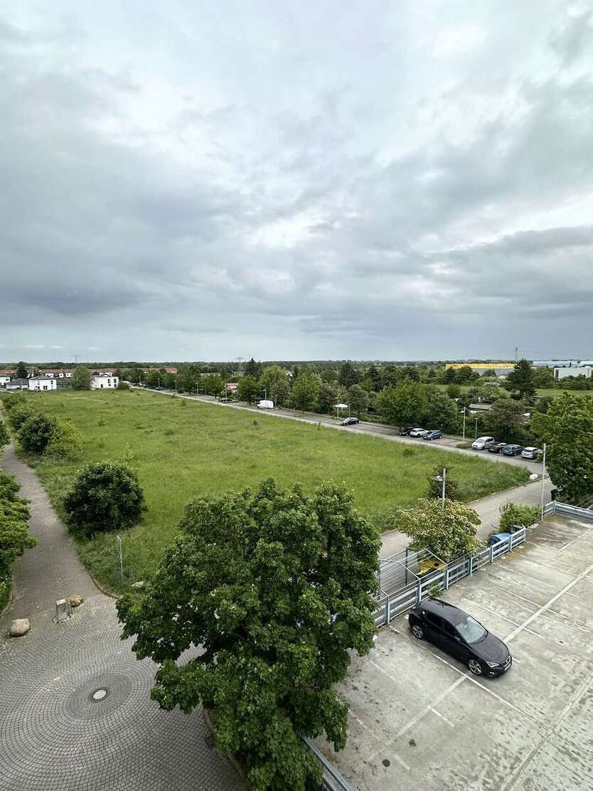 Individuell gestaltbare Praxisfläche nah am Flughafen - Teilflächen möglich zimmer