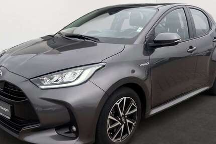 Toyota Yaris 65.430 km 16.990 € Villingen-Schwenningen 78048
