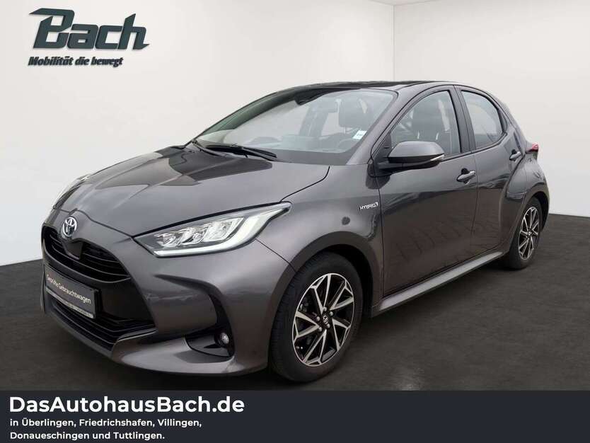 Toyota Yaris 65.430 km 16.990 € Villingen-Schwenningen 78048