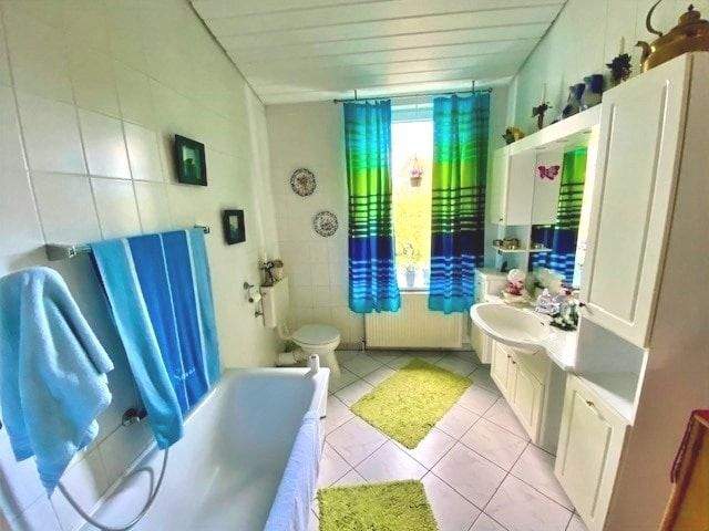 Mehrfamilienhaus, Wohnhaus Wilhelmshaven Siebethsburg - 7 Zimmer, 180 m&sup2;, 235.000&euro; | Angebot:25732028