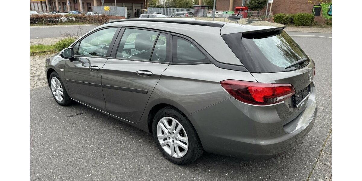 Opel Astra Klima Navi Temp CarPlay GARANTIE 28.000 km 28.000 km 14.500 &euro; Erftstadt 50374