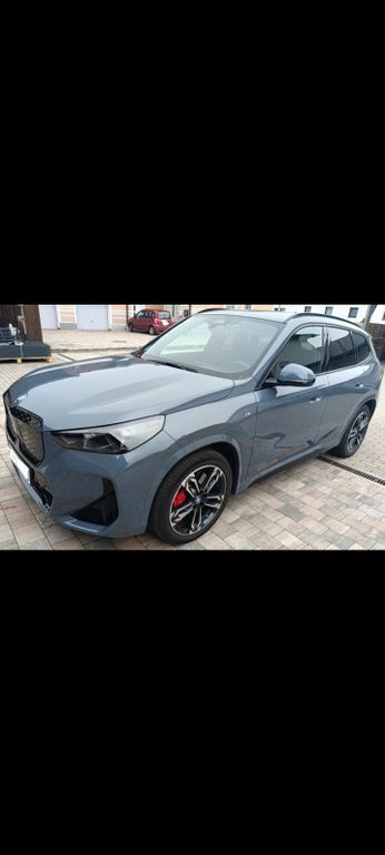 BMW iX1 8.000 km 42.699 € Osterhofen 94486