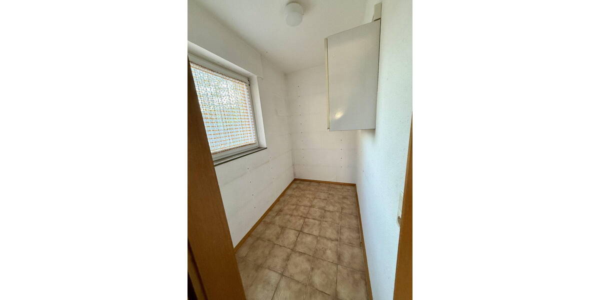 Etagenwohnung Brombachtal Kirchbrombach - 4 Zimmer, 160 m&sup2;, 1.400&euro; | Angebot:26790529