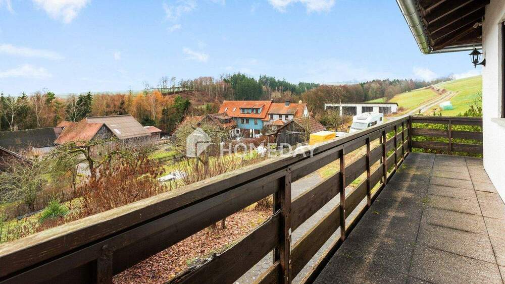 Einfamilienhaus Gersfeld Sandberg - 8 Zimmer, 168 m&sup2;, 348.000&euro; | Angebot:25773264