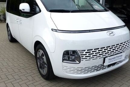 Hyundai STARIA 27.201 km 43.950 € Dippoldiswalde 01744