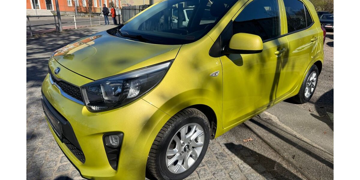 Kia Picanto 107.500 km 6.890 &euro; Berlin - Tempelhof 12107