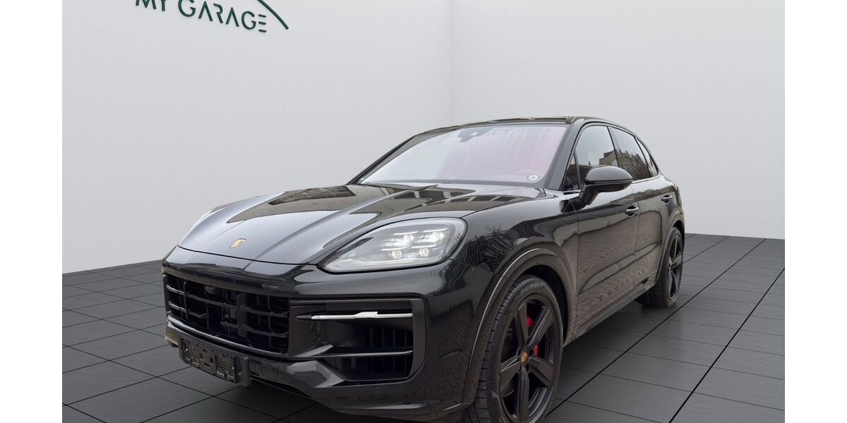 Porsche Cayenne 18.000 km 136.900 &euro; Gilching 82205