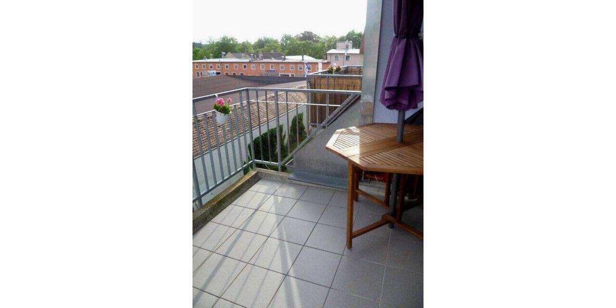 Etagenwohnung Roth - 3 Zimmer, 71 m&sup2;, 675&euro; | Angebot:26820804