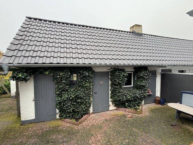 Ein Raumwunder! Modernisierte Doppelhaushälfte mit ausgebautem Spitzboden 5 zimmer