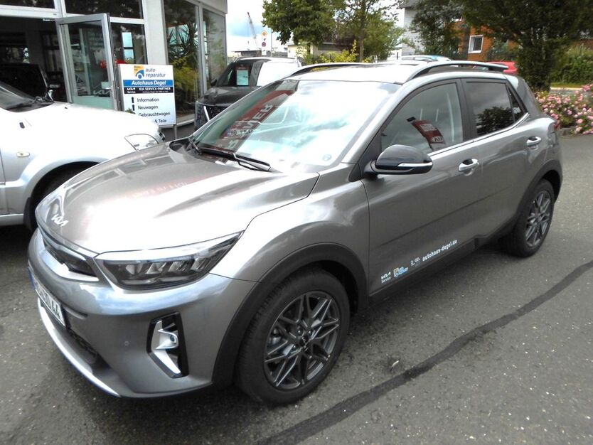 Kia Stonic 11.300 km 25.490 € Hof 95030