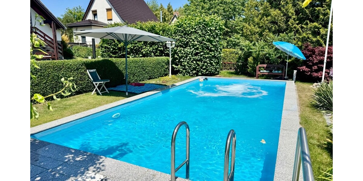 HORN IMMOBILIEN ++ RESERVIERT! Die Perle von Strasburg! Haus, Schwimmpool, Nebengebäude, 3 Kamine, 2 Garagen,EBK - Einfamilienhaus Strasburg | Angebot:27013749