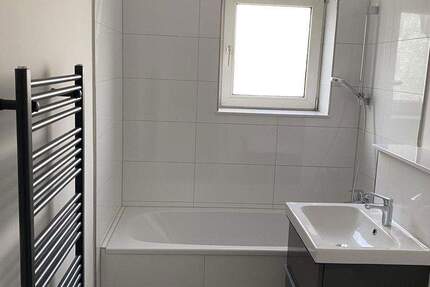 2Zimmer renoviert - ideal für ein Single oder Paar 2 zimmer