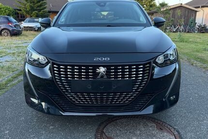 Peugeot 208 17.000 km 13.600 &euro; schafflund 24980