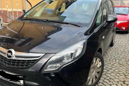 Opel Zafira Tourer 245.000 km 3.300 &euro; Hadamar Niederzeuzheim 65589