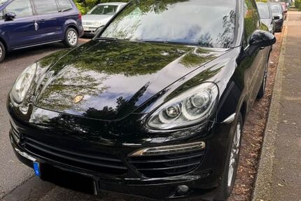 Porsche Cayenne 169.000 km 20.600 &euro; Krefeld 47807
