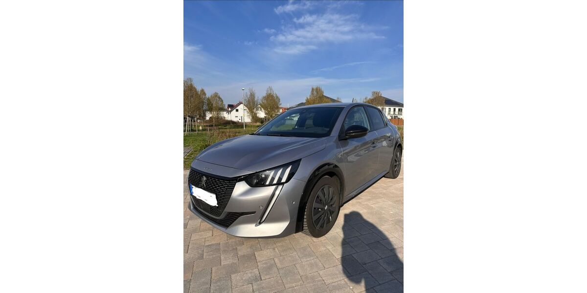 Peugeot 208 85.000 km 13.990 &euro; Haßloch 67454