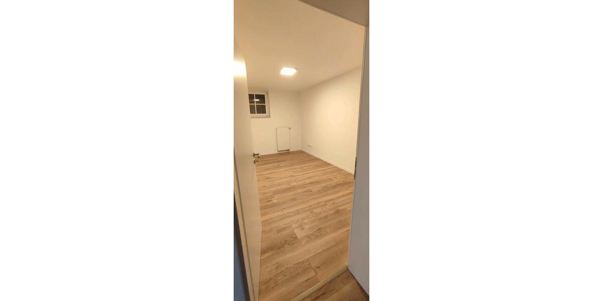 Etagenwohnung Amberg - 2 Zimmer, 110 m&sup2;, 1.700&euro; | Angebot:26658346