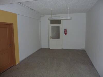 Gewerbeobjekt Weißenfels - 4 Zimmer, 120 m&sup2;, 936&euro; | Angebot:25669891