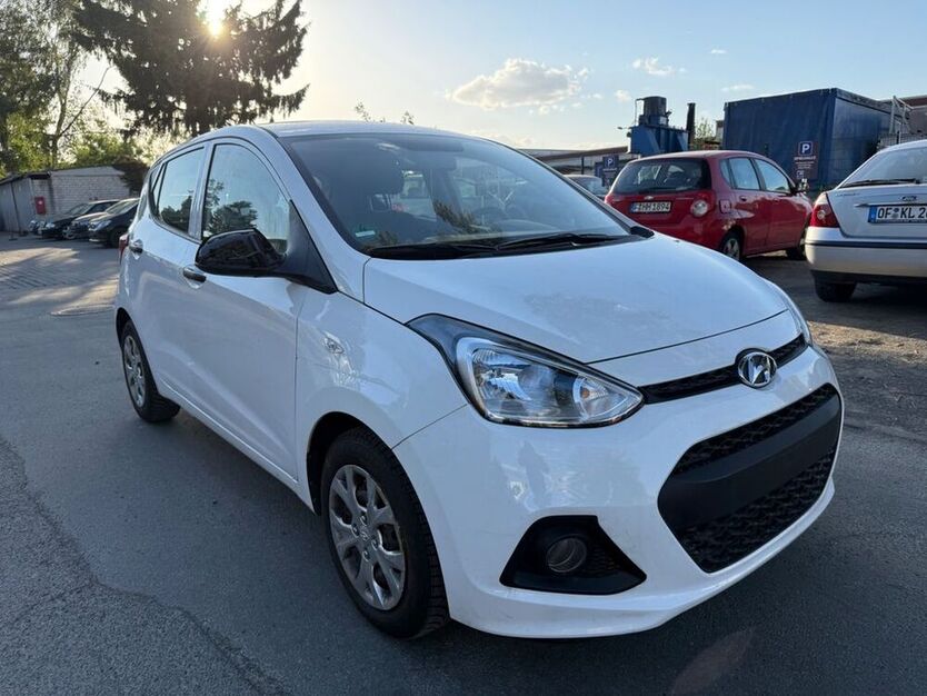i10