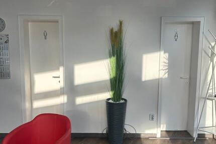 Gewerbe zu vermieten zimmer