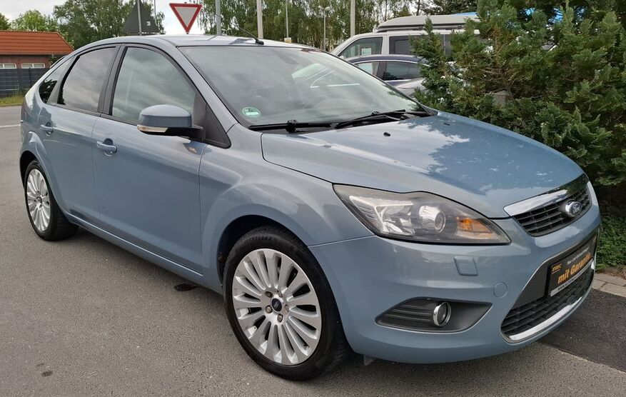 Ford Focus 168.000 km 4.490 € Derenburg 38895