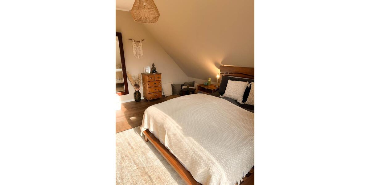 Einfamilienhaus Bad Arolsen - 4 Zimmer, 115 m&sup2;, 1.150&euro; | Angebot:26253884