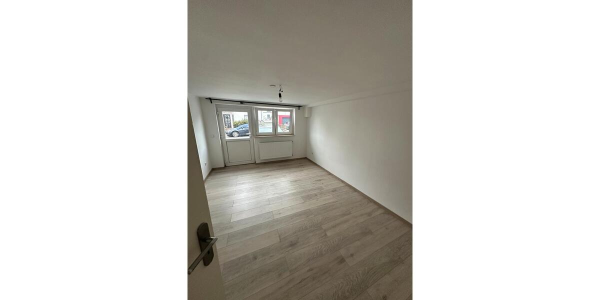 Etagenwohnung Hofheim am Taunus - 2 Zimmer, 73 m&sup2;, 1.250&euro; | Angebot:25512392