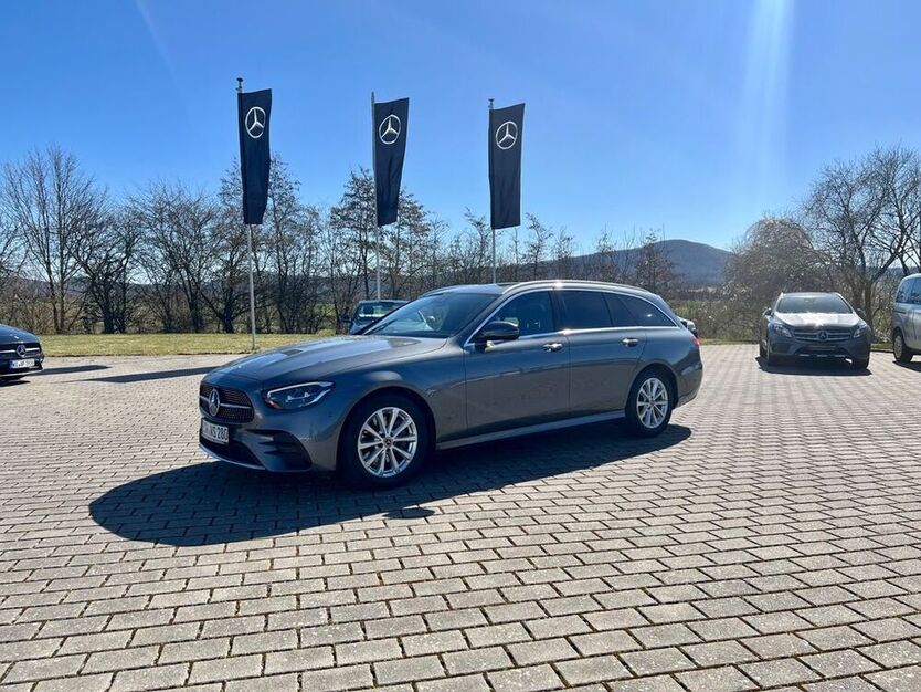 E 220