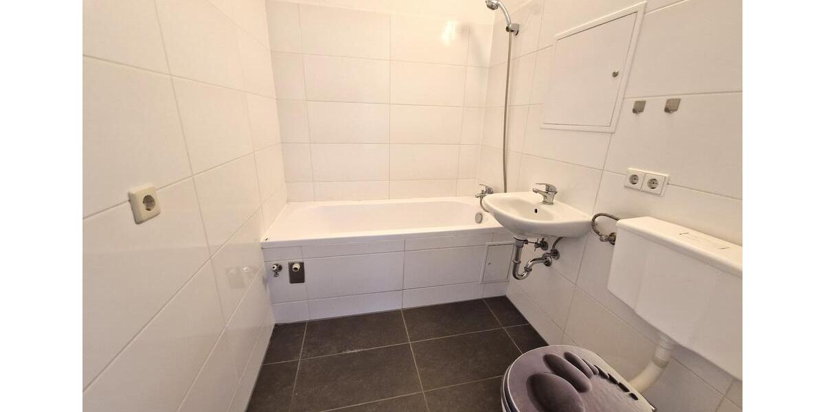Etagenwohnung Prenzlau - 4 Zimmer, 75 m&sup2;, 418&euro; | Angebot:26300353