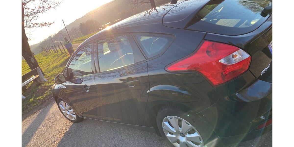 Ford Focus 105.000 km 5.500 &euro; Reichweiler 66871