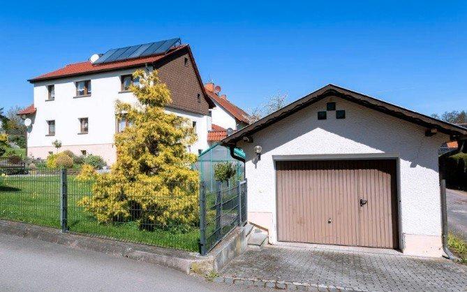 Einfamilienhaus Bad Salzungen - 7 Zimmer, 145 m&sup2;, 290.000&euro; | Angebot:26543137