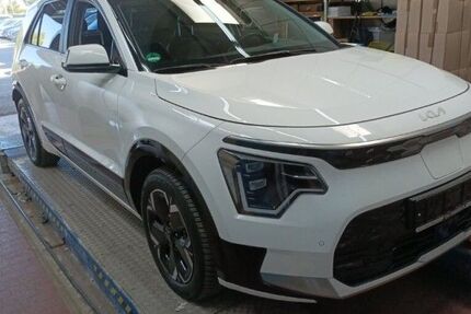 Kia Niro 23.022 km 28.500 &euro; Hennef 53773