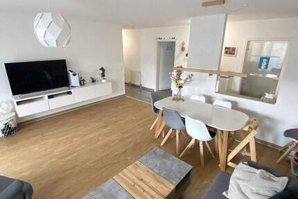 ATIK: Gemütliche 3-Zimmer-Wohnung mit Balkon 3 zimmer