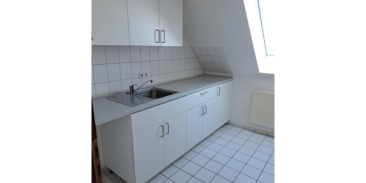 Dachgeschoßwohnung Kyritz - 2 Zimmer, 52 m&sup2;, 410&euro; | Angebot:26427527