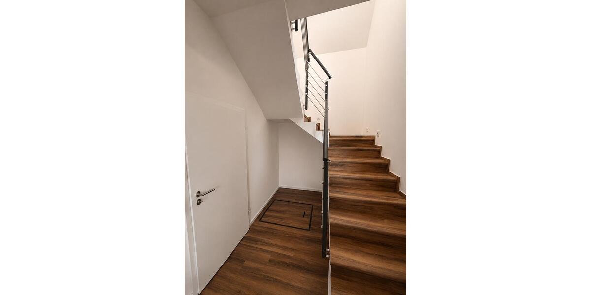 Einfamilienhaus Stuhr - 7 Zimmer, 200 m&sup2;, 710.000&euro; | Angebot:26982591