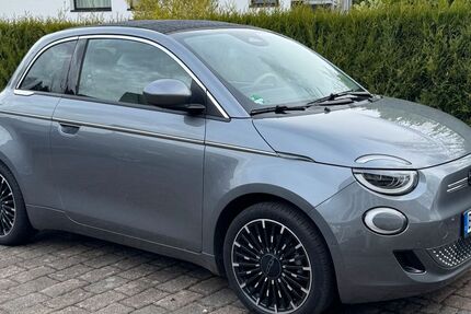 Fiat 500e 10.700 km 19.500 &euro; Königswinter 53639