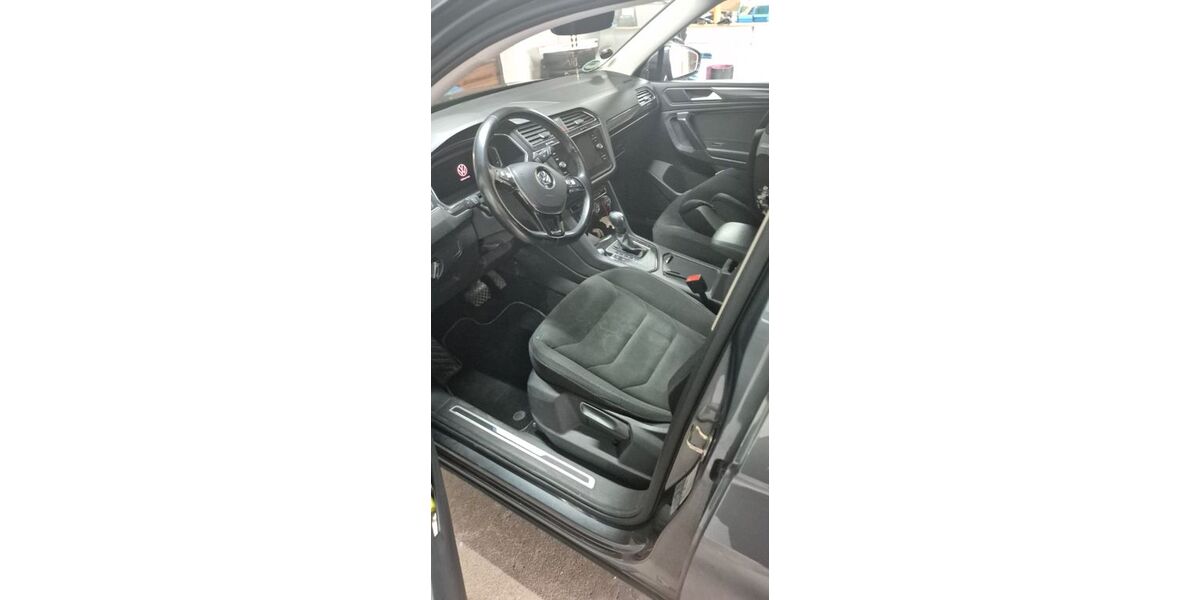 VW Tiguan Allspace 82.000 km 24.500 &euro; Eschenbach 92676