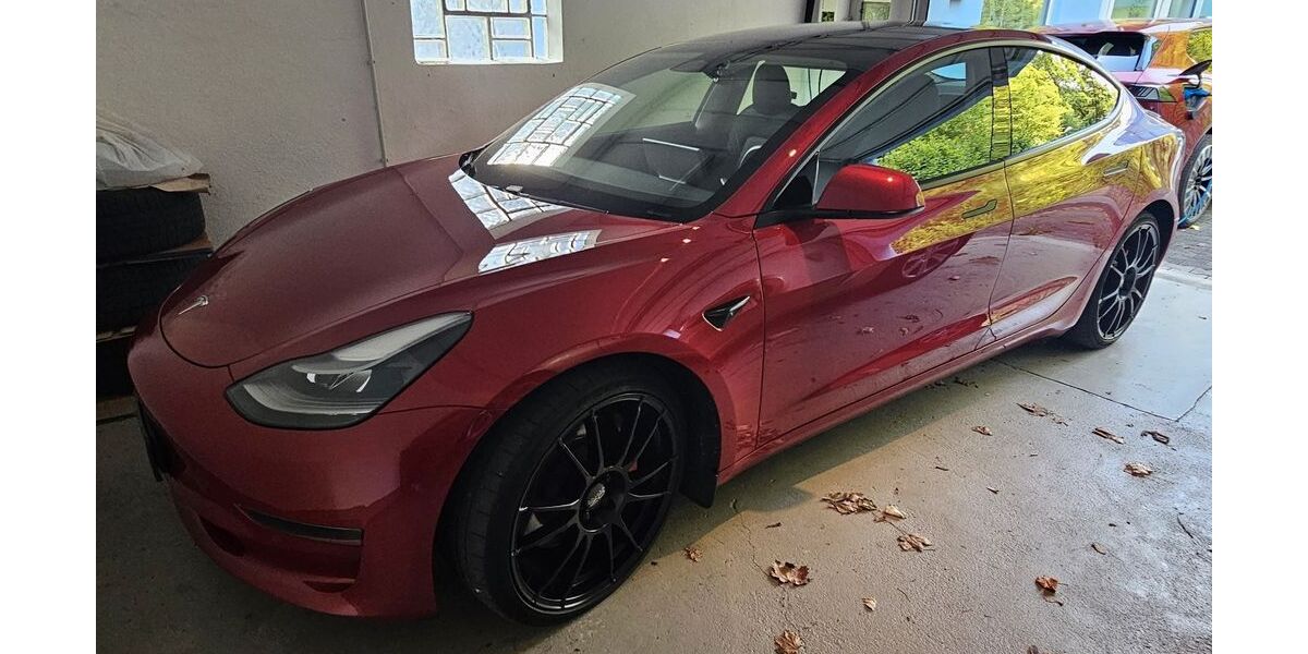 Tesla Model 3 55.000 km 31.999 &euro; Bad Kissingen 97688