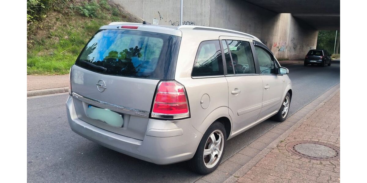 Opel Zafira 198.000 km 1.300 &euro; Geldern 47608