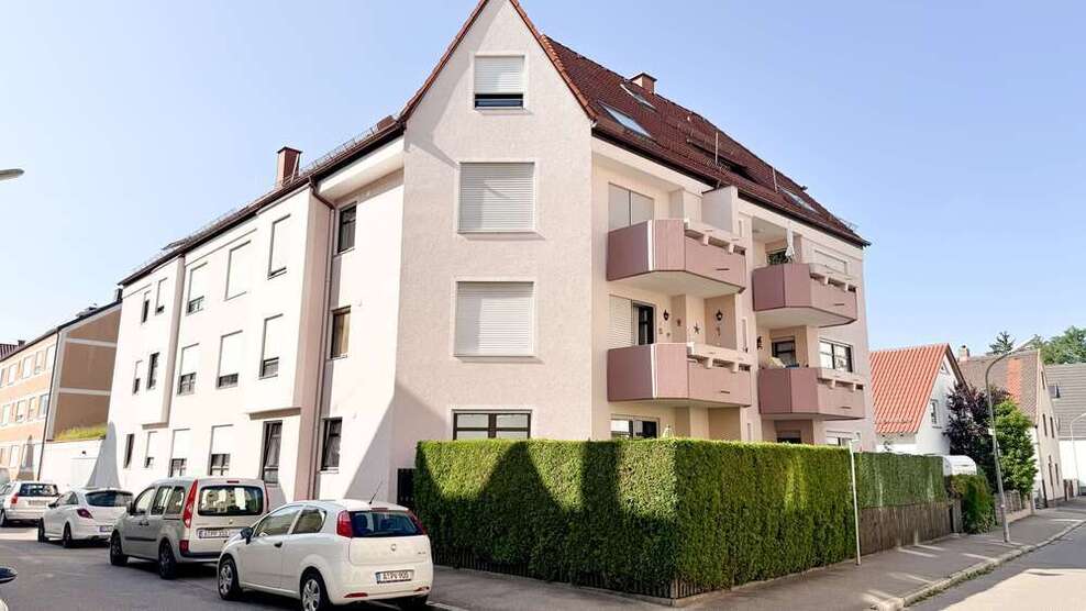 Wohnung zum Kaufen in Augsburg 319.000 € 94.25 m²