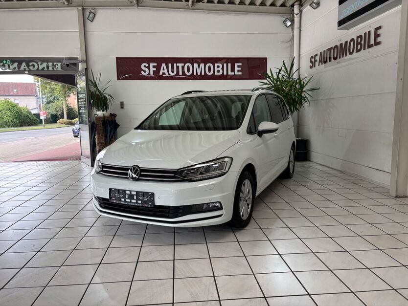 VW Touran 180.000 km 14.900 € Essen - Karnap 45329