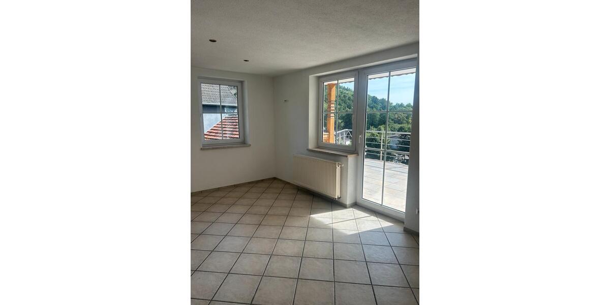 Einfamilienhaus Rödental - 7 Zimmer, 148 m&sup2;, 350.000&euro; | Angebot:25405723