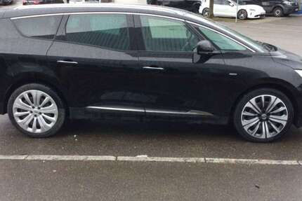 Renault Scenic 168.500 km 10.200 &euro; Metzingen 72555