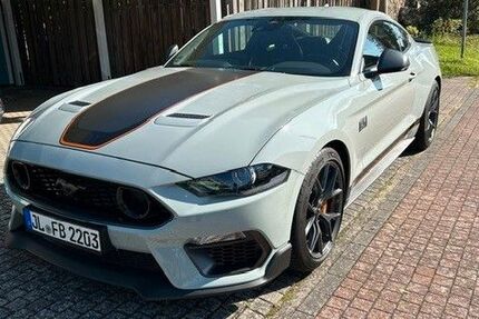 Ford Mustang 16.000 km 48.500 € Zorneding 85604