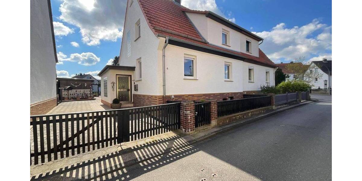 Doppelhaushälfte Eschwege Oberdünzebach - 4 Zimmer, 115 m&sup2;, 115.000&euro; | Angebot:26105760